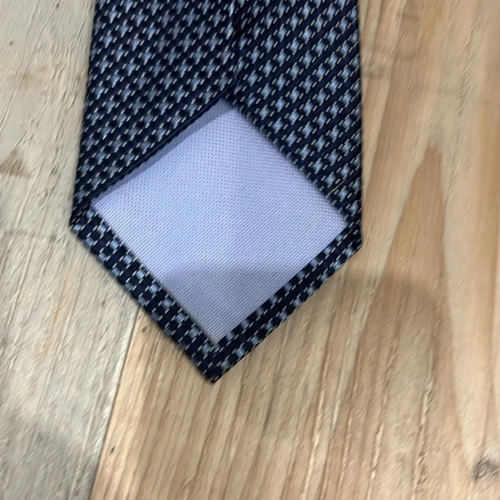 Tommy Hilfiger Blue Patterned Men’s Formal Tie Silk W3” L59”